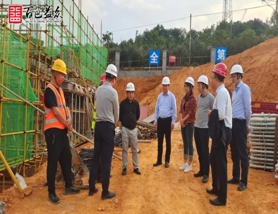 右江區(qū)水利局、永樂(lè)鎮(zhèn)人民政府到百色市右江區(qū)鄉(xiāng)鎮(zhèn)供水工程項(xiàng)目永樂(lè)水廠(chǎng)協(xié)調(diào)推進(jìn)項(xiàng)目建設(shè)